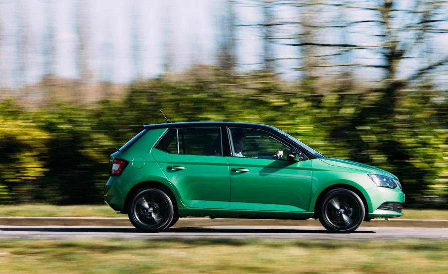  Skoda Fabia Colour Edition 2016 года  (фото 15 из 21)
